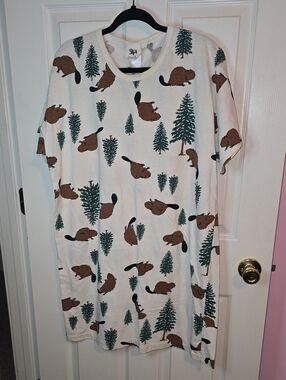 Hatley Cream Nightshirt with Brown Beaver & Green Pine‎ Print